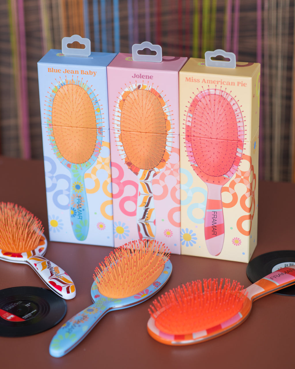 California Dreamin' Detangle Brush