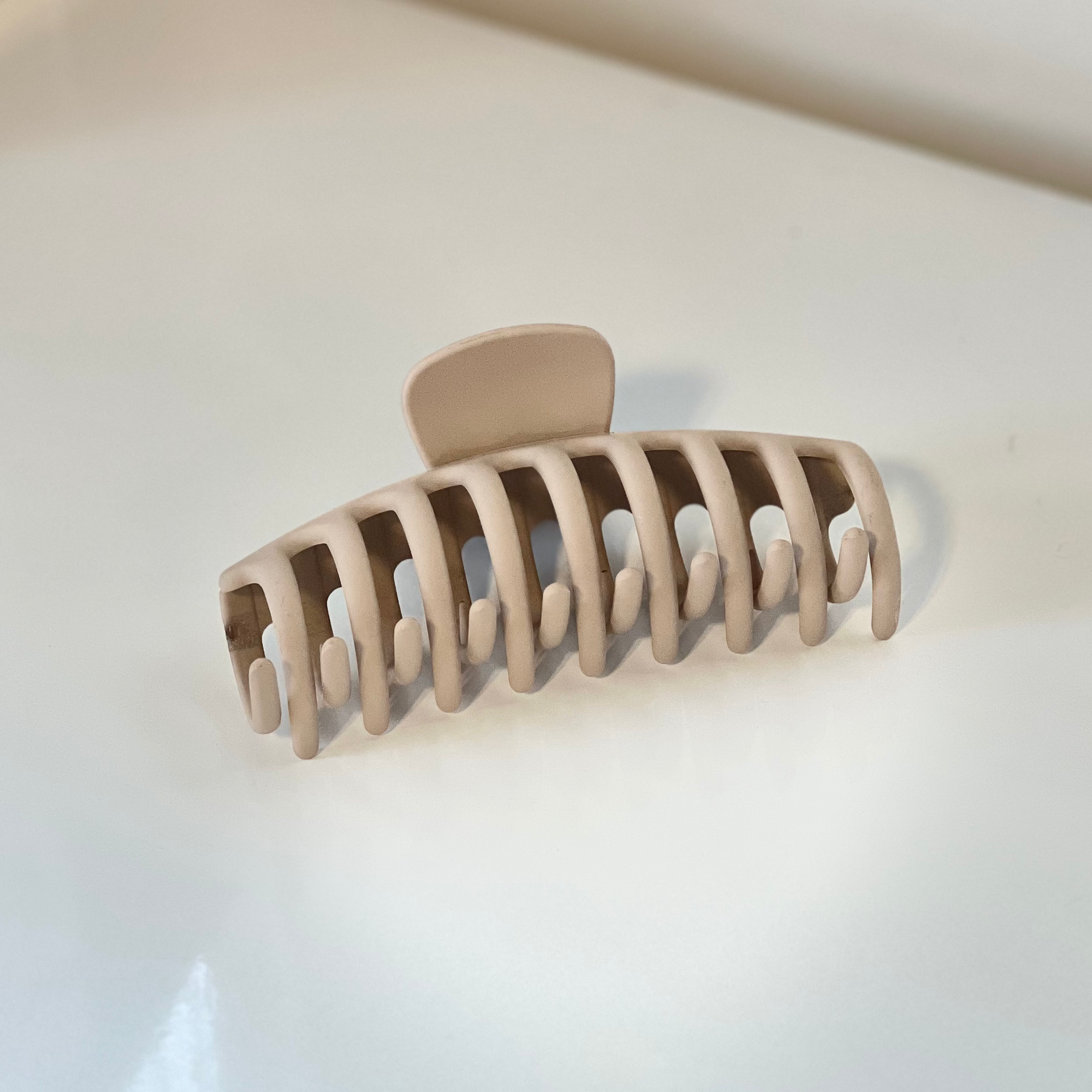 Rounded Claw Clip